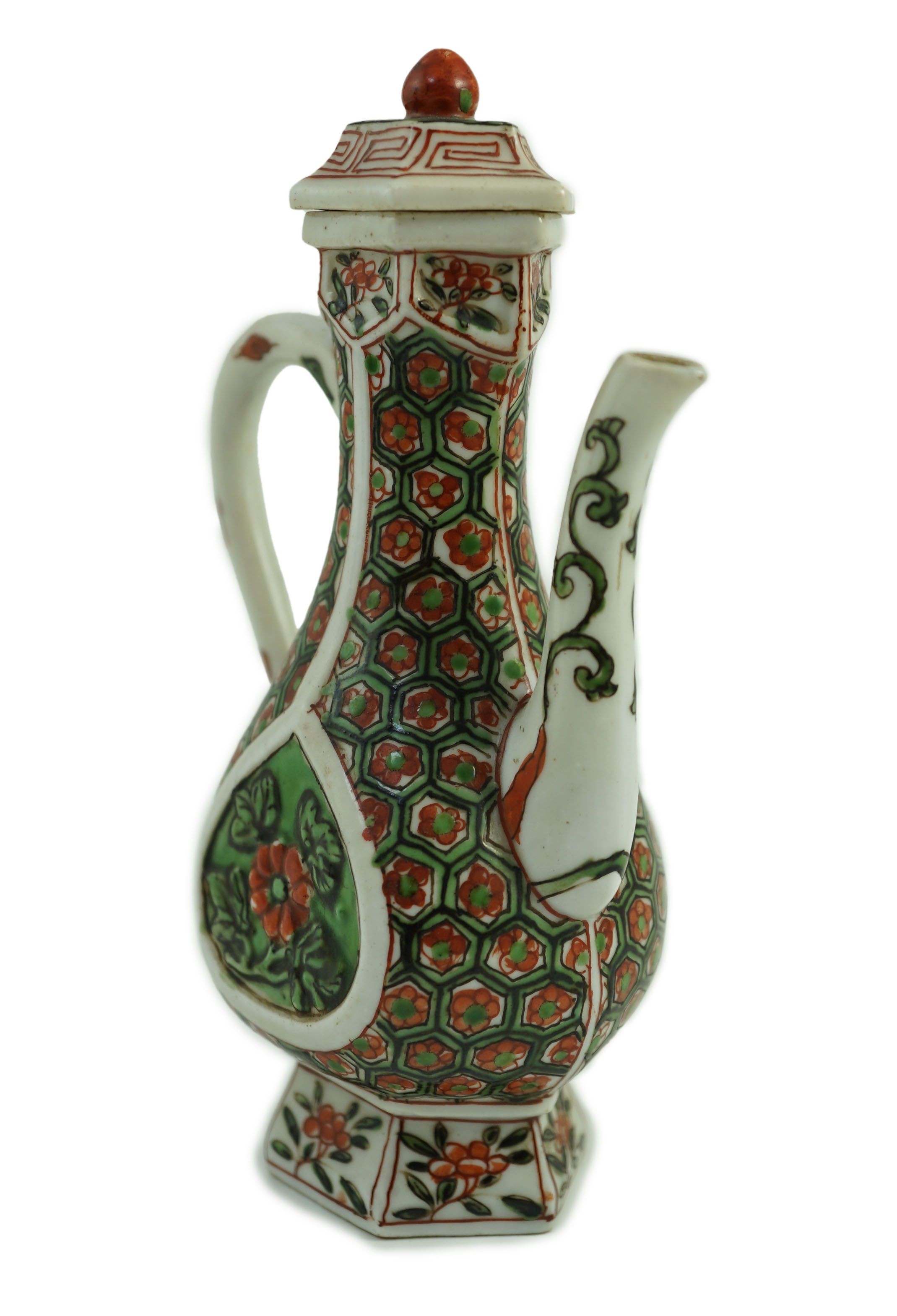 A Chinese famille verte small ewer and cover, Kangxi period, 15 cm high